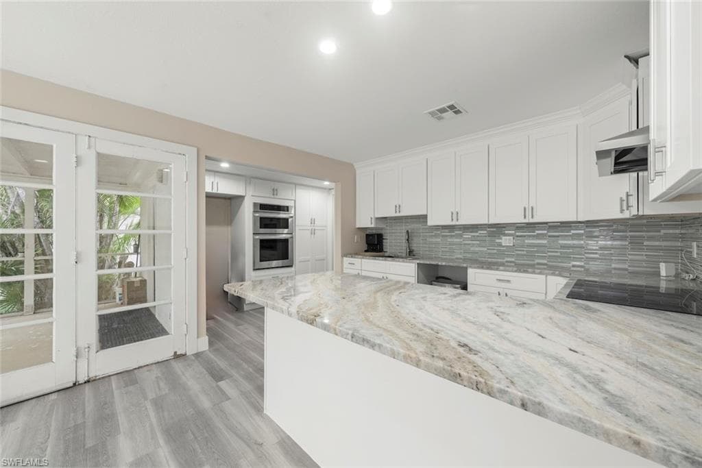 1142 Shell Basket LN-5