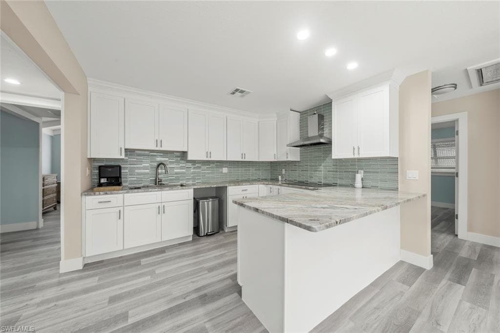 1142 Shell Basket LN-12