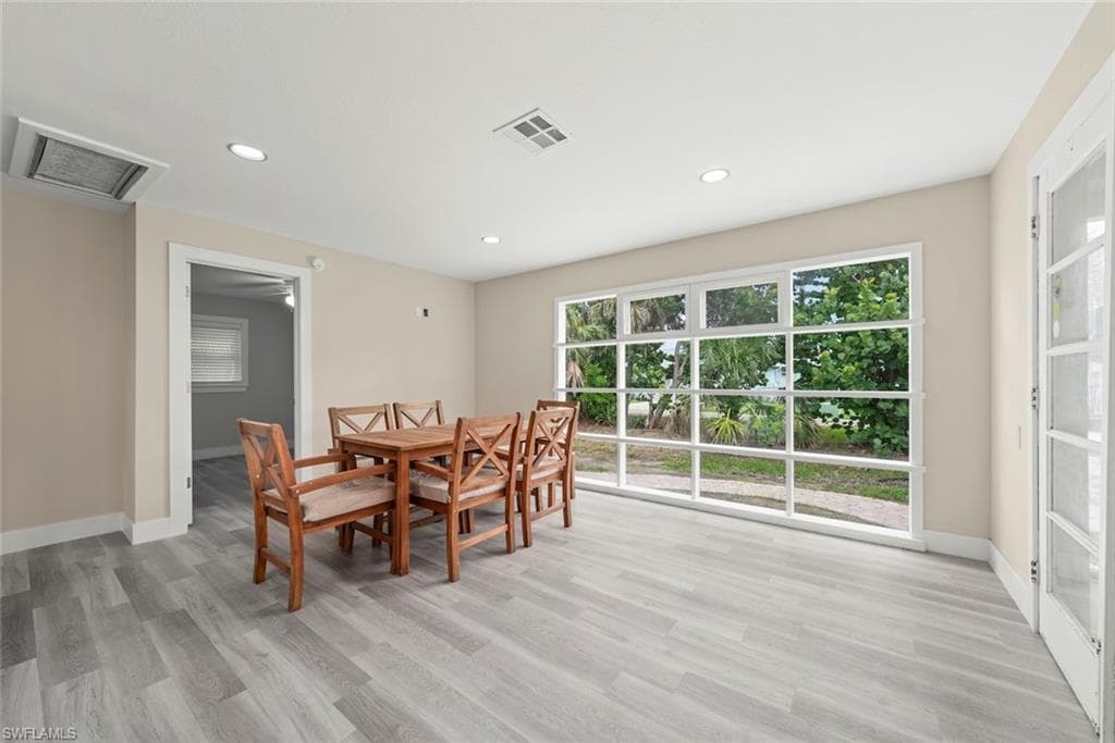 1142 Shell Basket LN-15