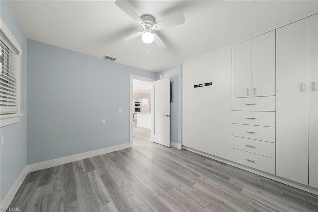 1142 Shell Basket LN-21