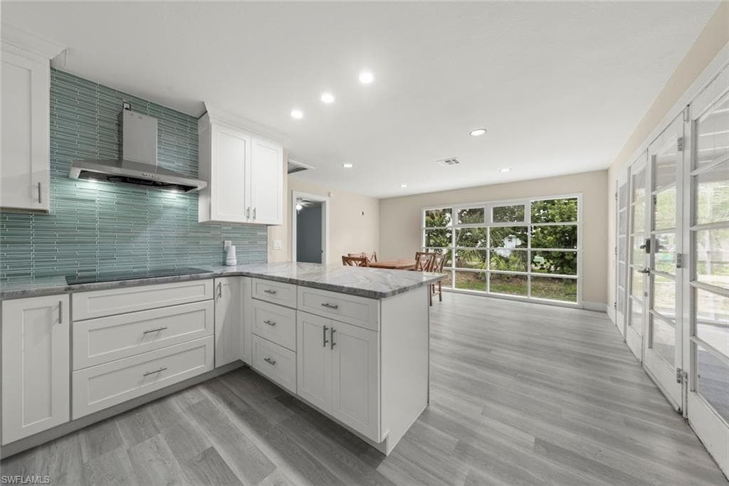 1142 Shell Basket LN-9