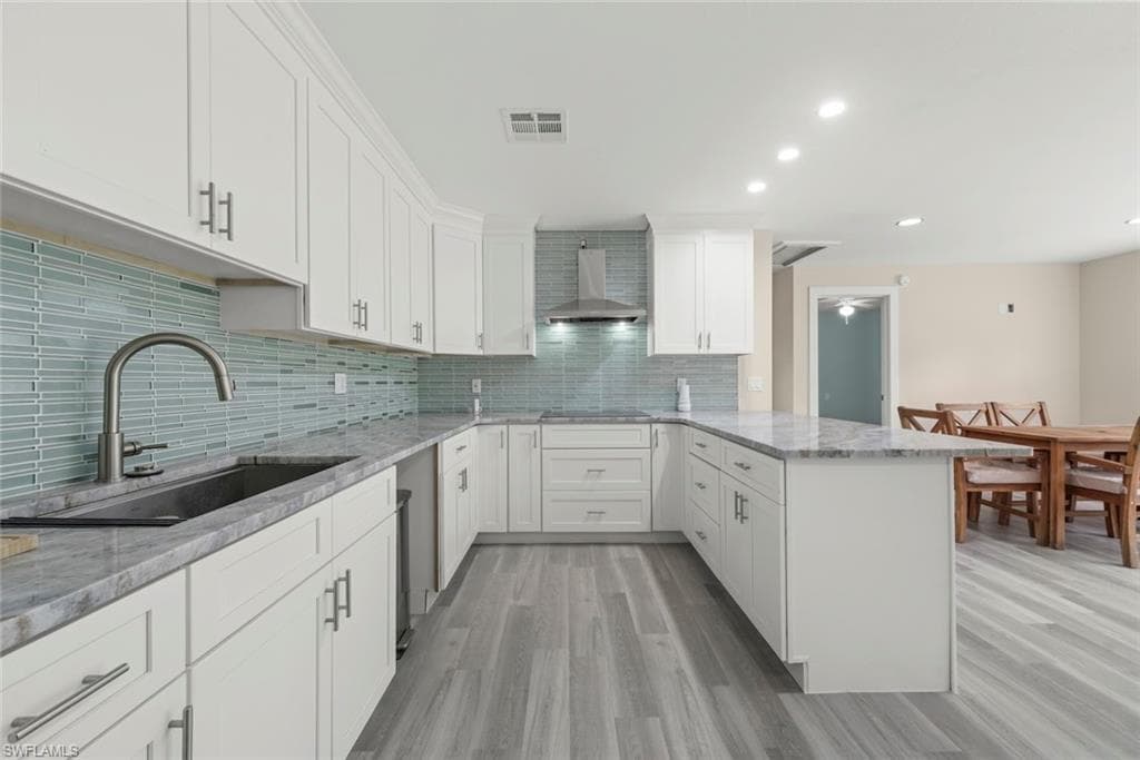 1142 Shell Basket LN-7