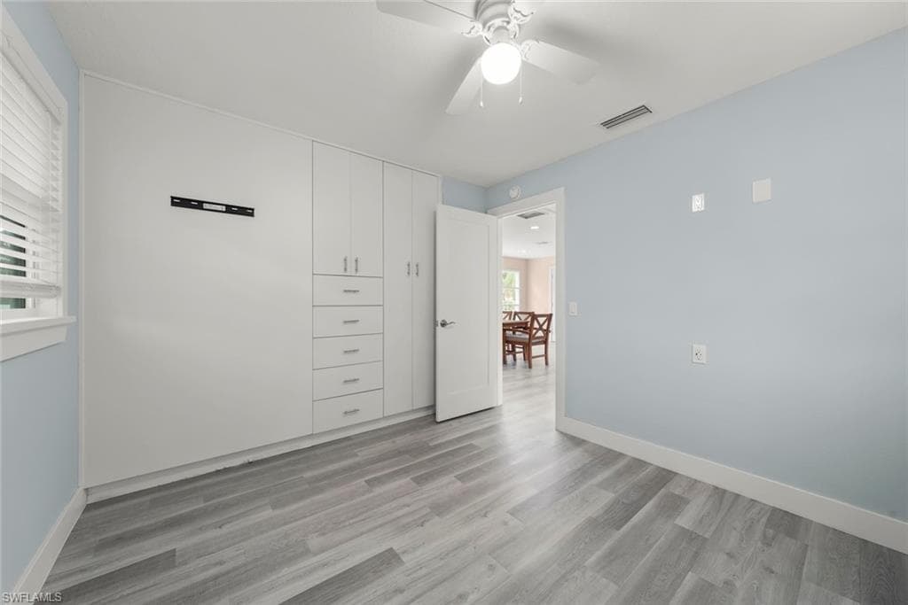 1142 Shell Basket LN-20