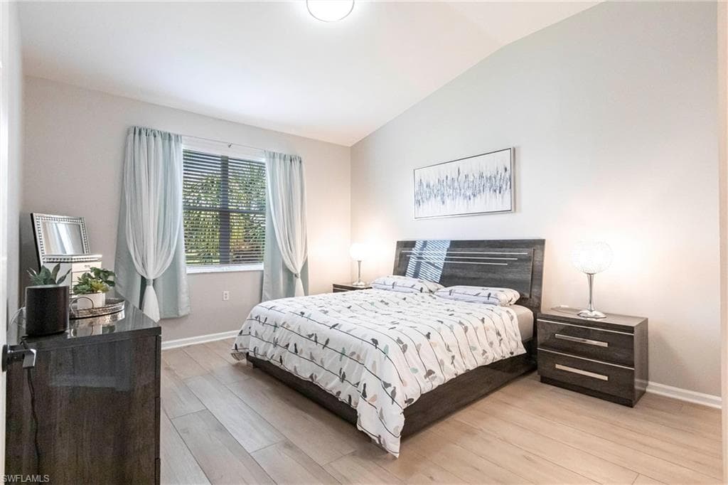 3070 Meandering WAY # 201, FORT MYERS FL 33905-21