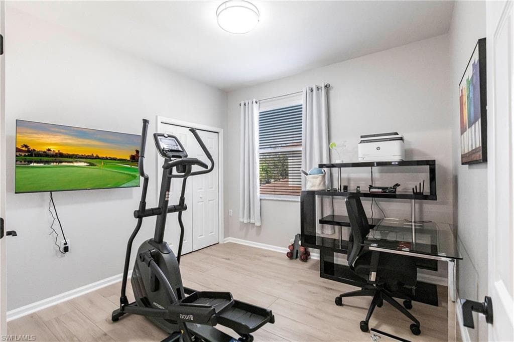 3070 Meandering WAY # 201, FORT MYERS FL 33905-27