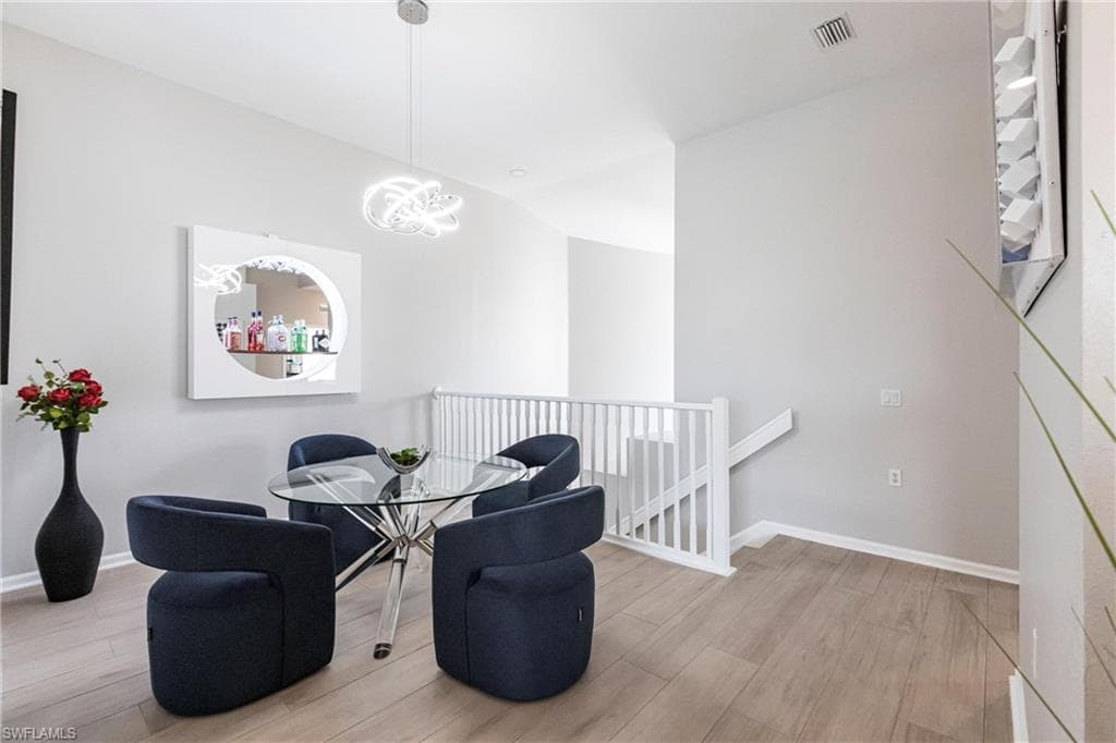 3070 Meandering WAY # 201, FORT MYERS FL 33905-19