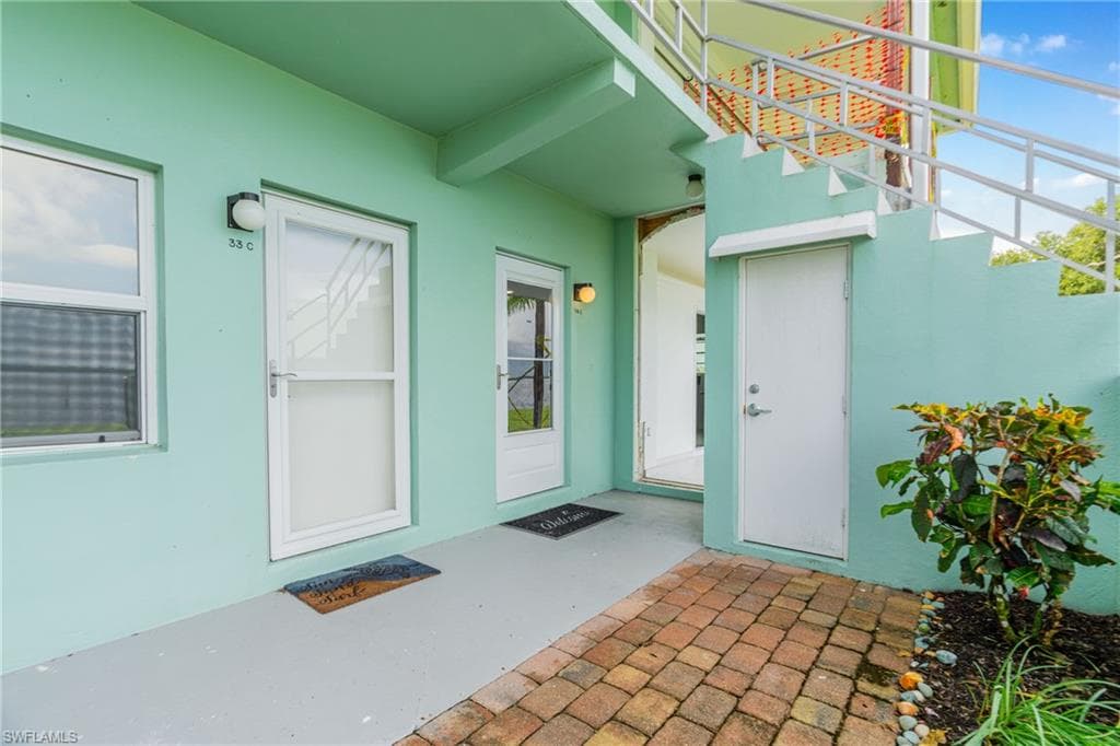 3225 E Riverside DR # 34C, FORT MYERS FL 33916-9