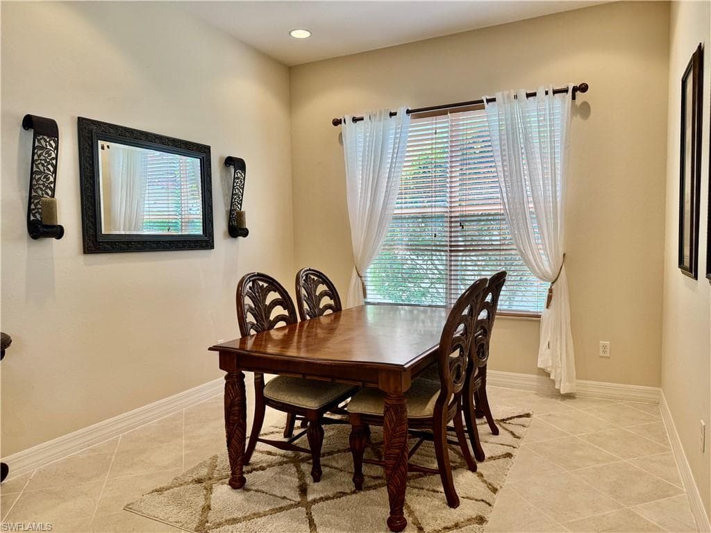 10419 Carolina Willow DR, FORT MYERS FL 33913-5