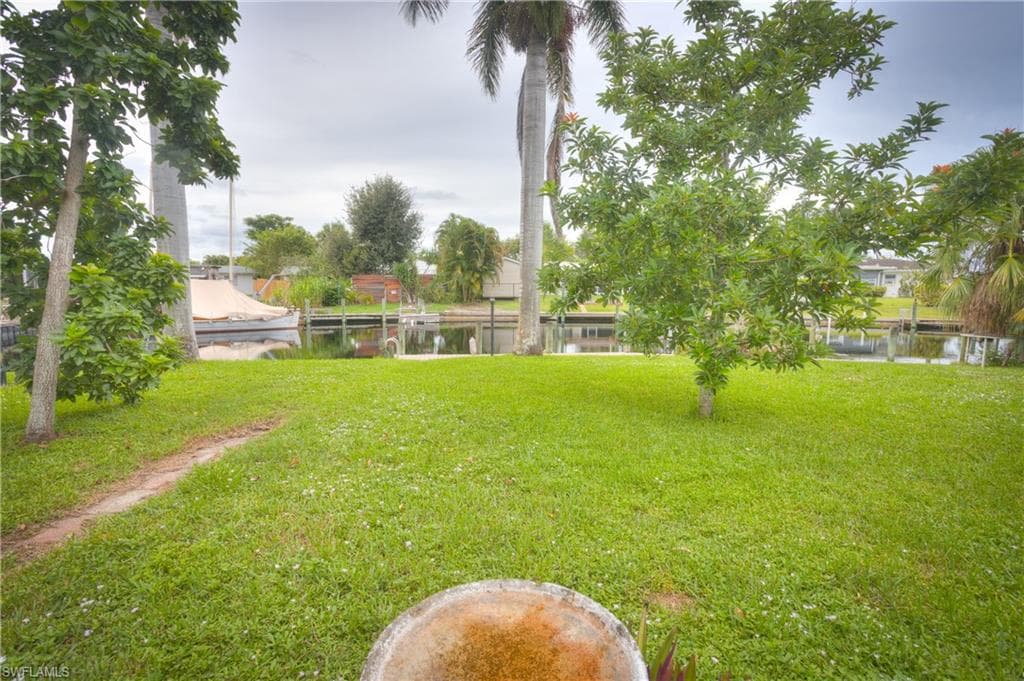 1358 Sunrise DR, NORTH FORT MYERS FL 33917-27