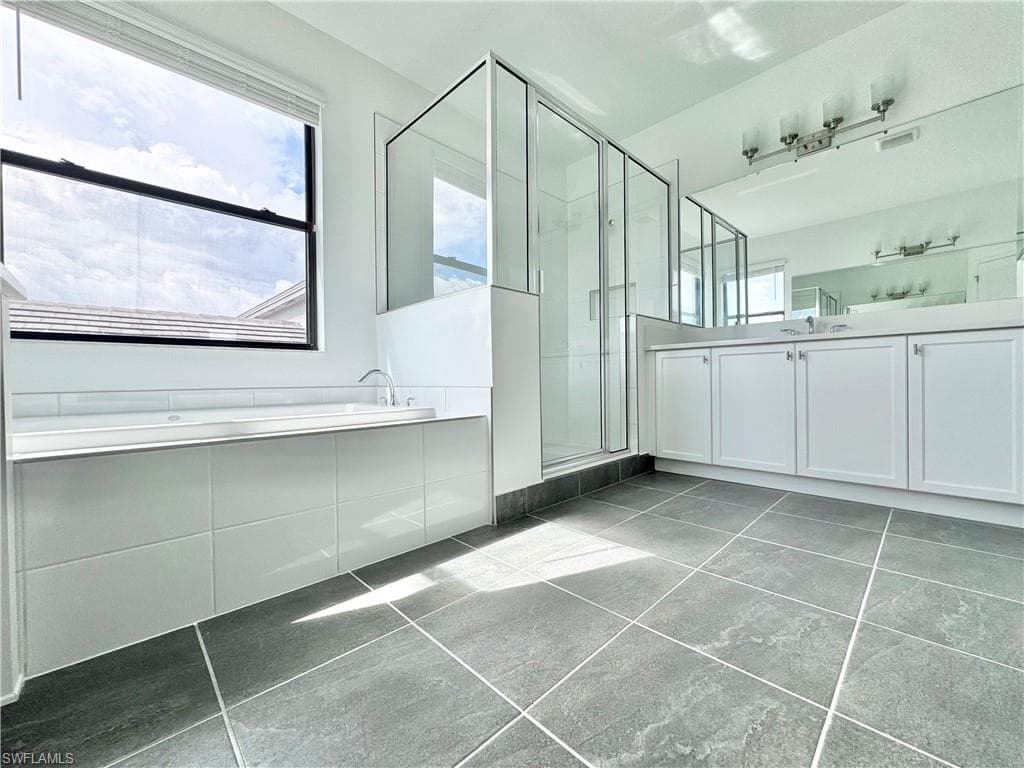 20885 Thistle Leaf LN, ESTERO FL 33928-19