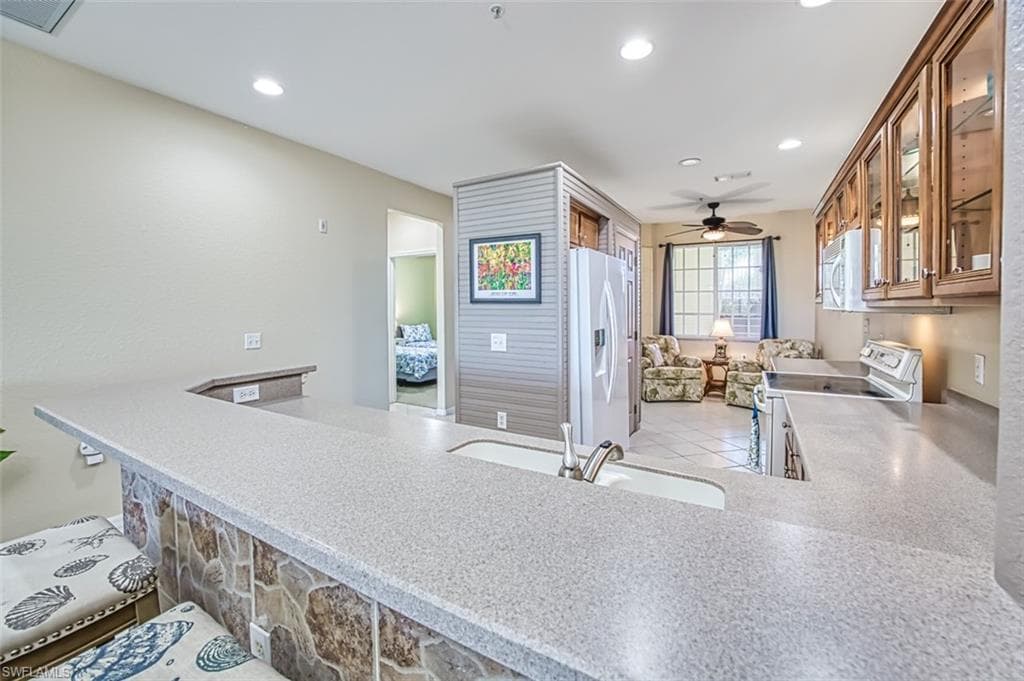 20041 Sanibel View CIR # 104, FORT MYERS FL 33908-16