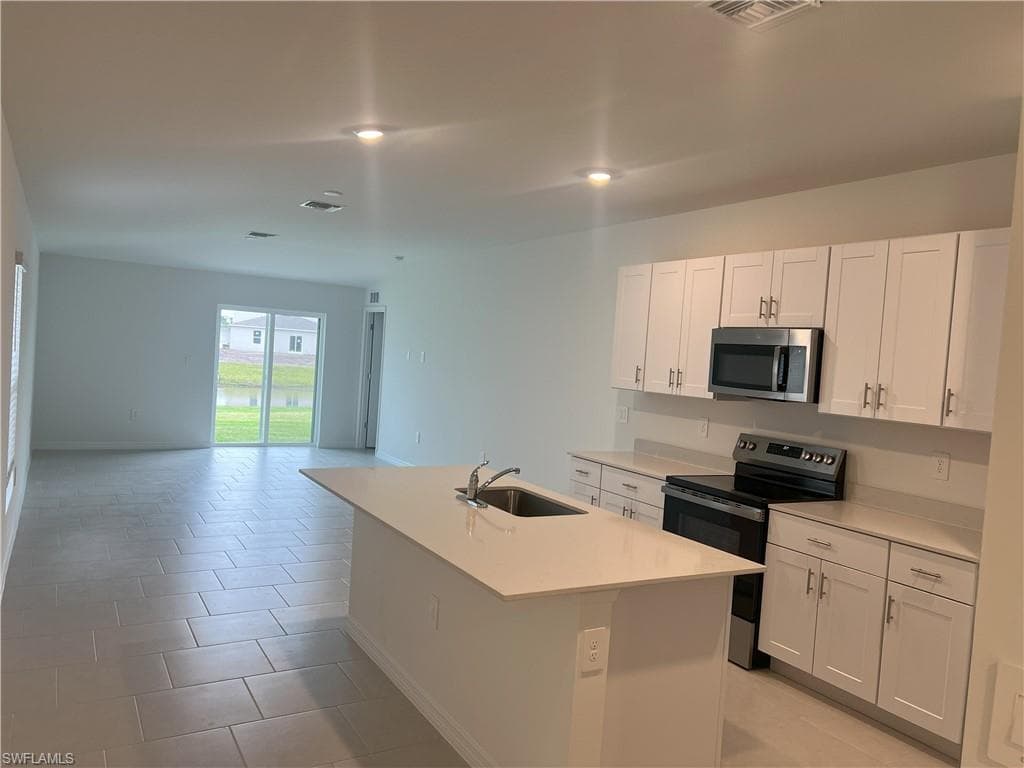 19741 Garden Ridge CT, LEHIGH ACRES FL 33974-2