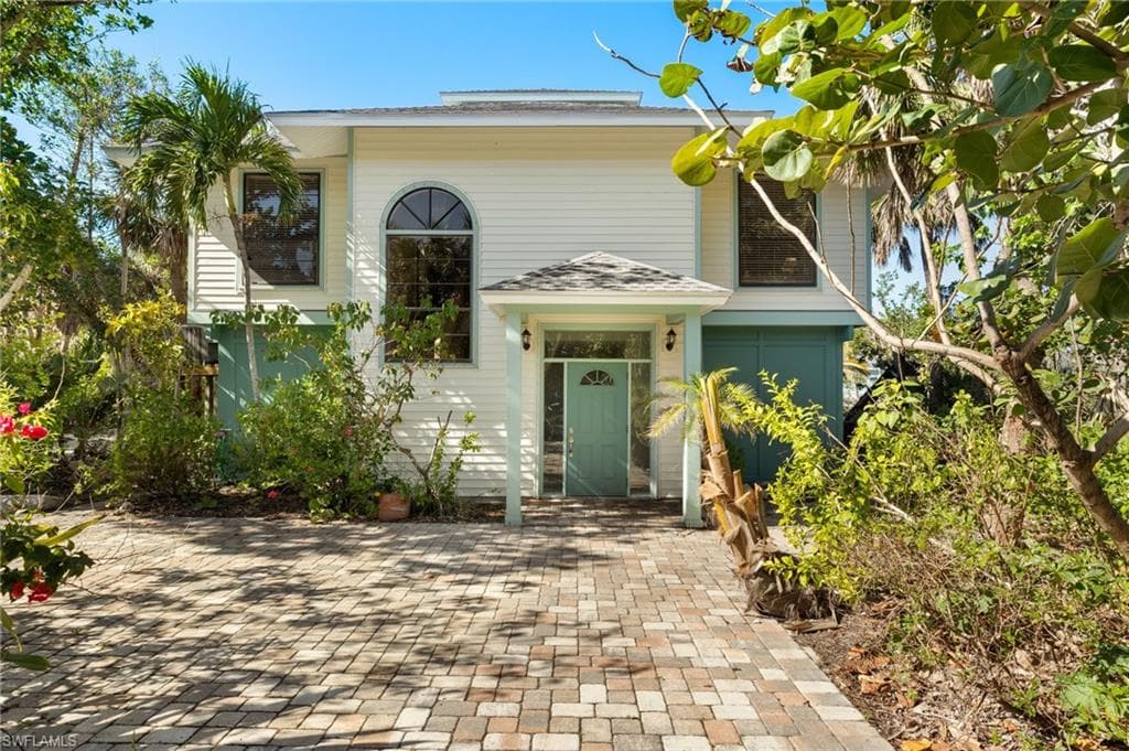 4631 Bowen Bayou RD, SANIBEL FL 33957-2