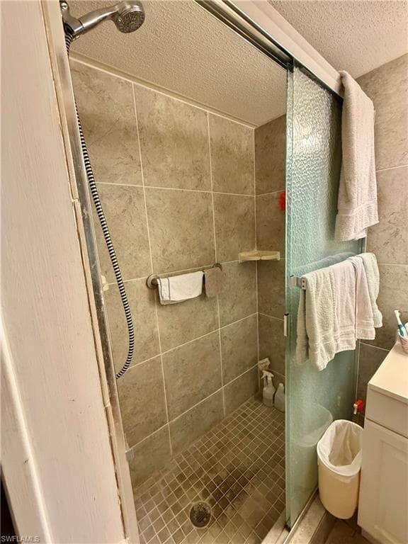 10491 Wales LOOP, BONITA SPRINGS FL 34135-12