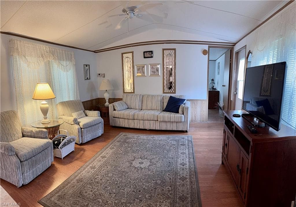 10491 Wales LOOP, BONITA SPRINGS FL 34135-8