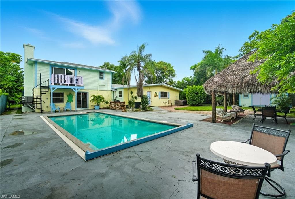 2662/2656 Mangrove ST, NAPLES FL 34112-31