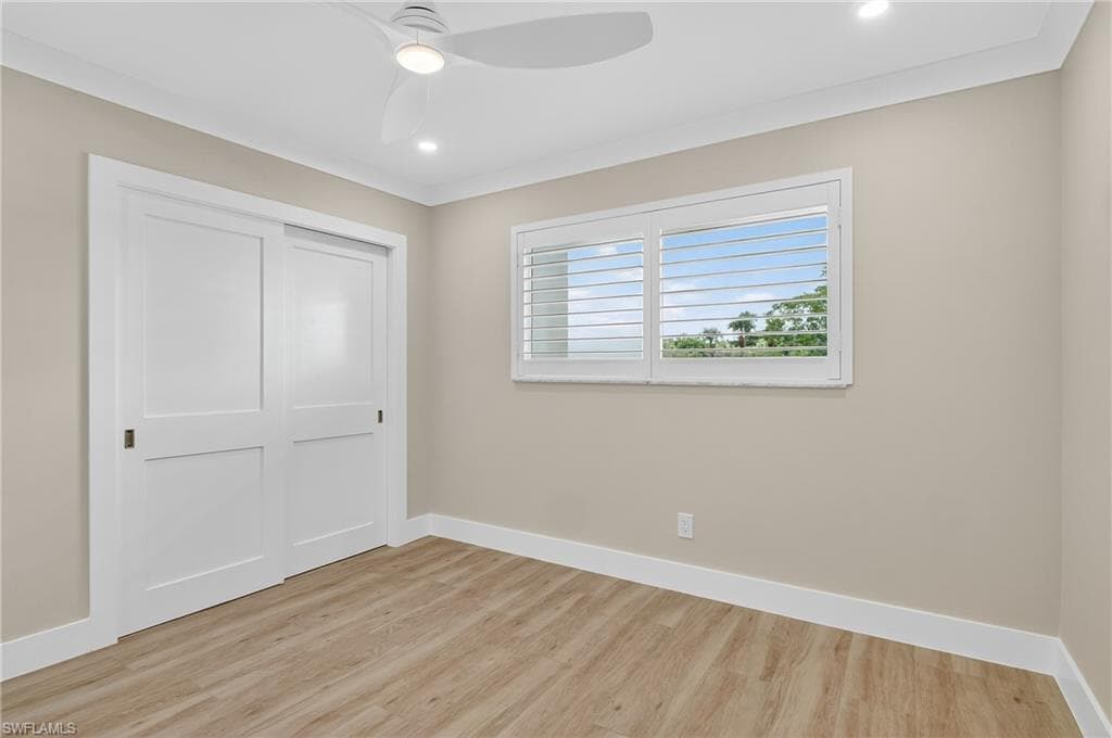29 High Point CIR E # 204, NAPLES FL 34103-17