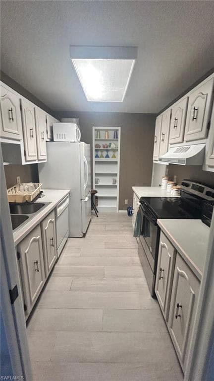 200 PEBBLE BEACH BLVD # 402, NAPLES FL 34113-2