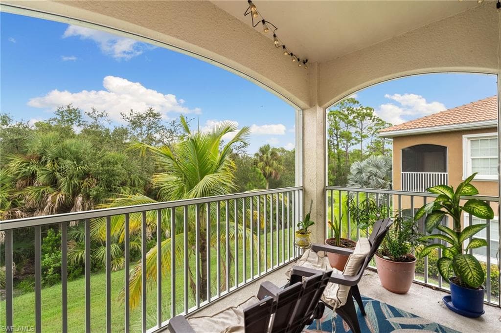 18239 Creekside Preserve LOOP # 202, FORT MYERS FL 33908-2