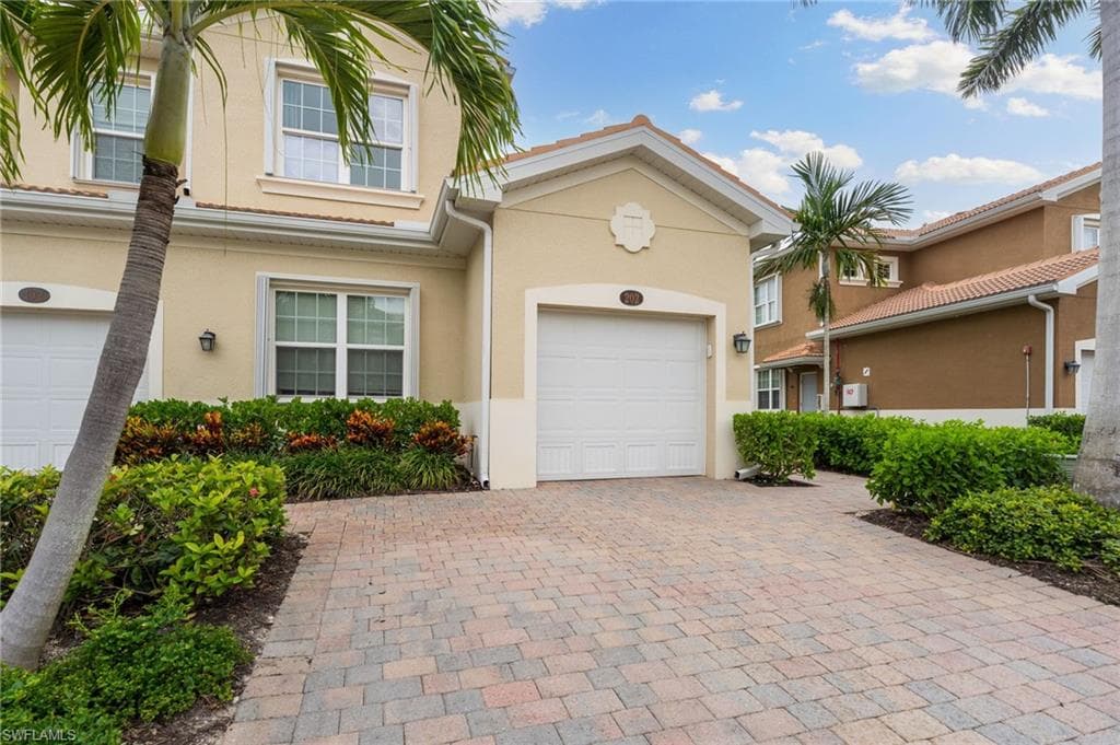 18239 Creekside Preserve LOOP # 202, FORT MYERS FL 33908-3