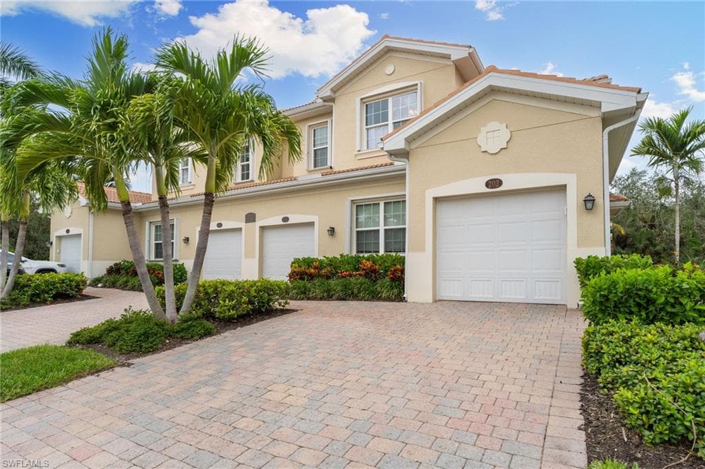 18239 Creekside Preserve LOOP # 202, FORT MYERS FL 33908-20