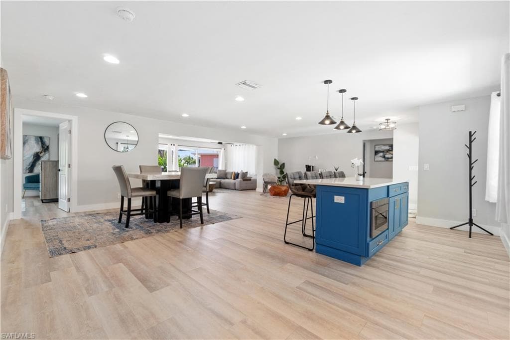 5161 Williams DR, FORT MYERS BEACH FL 33931-17