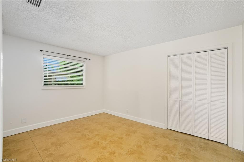 2662/2656 Mangrove ST, NAPLES FL 34112-25