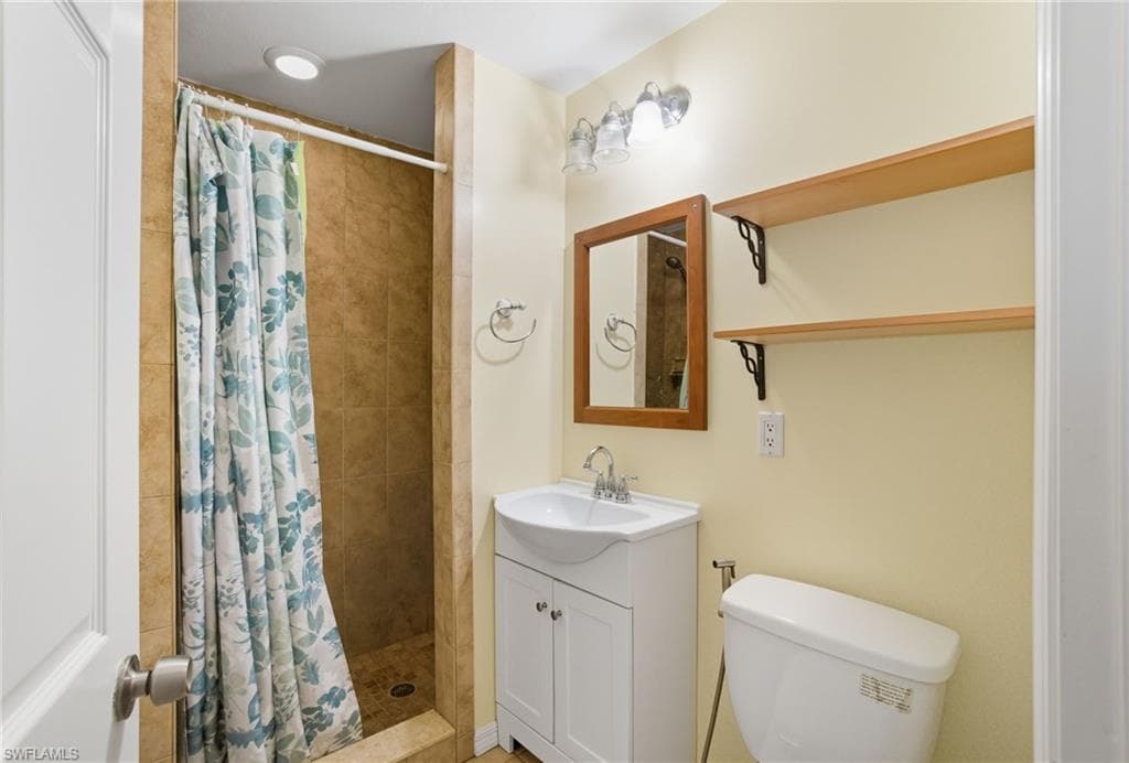 2662/2656 Mangrove ST, NAPLES FL 34112-21