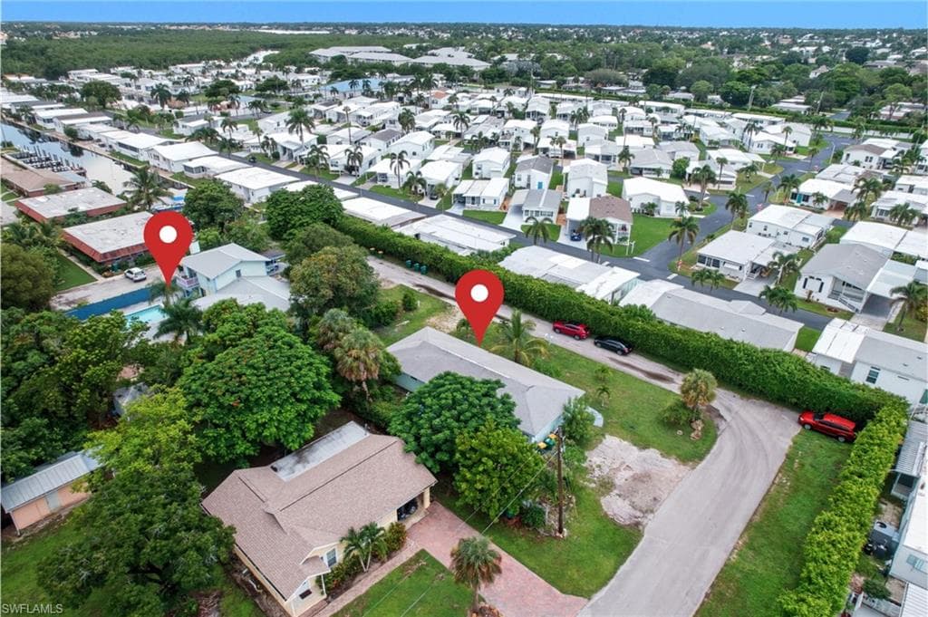 2662/2656 Mangrove ST, NAPLES FL 34112-37