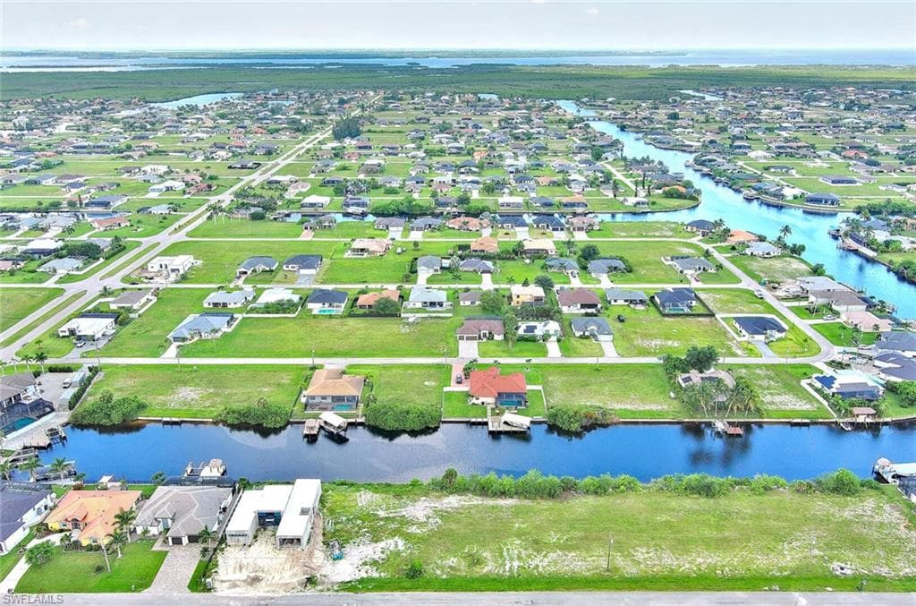 1025 NW 35th PL, CAPE CORAL FL 33993-19