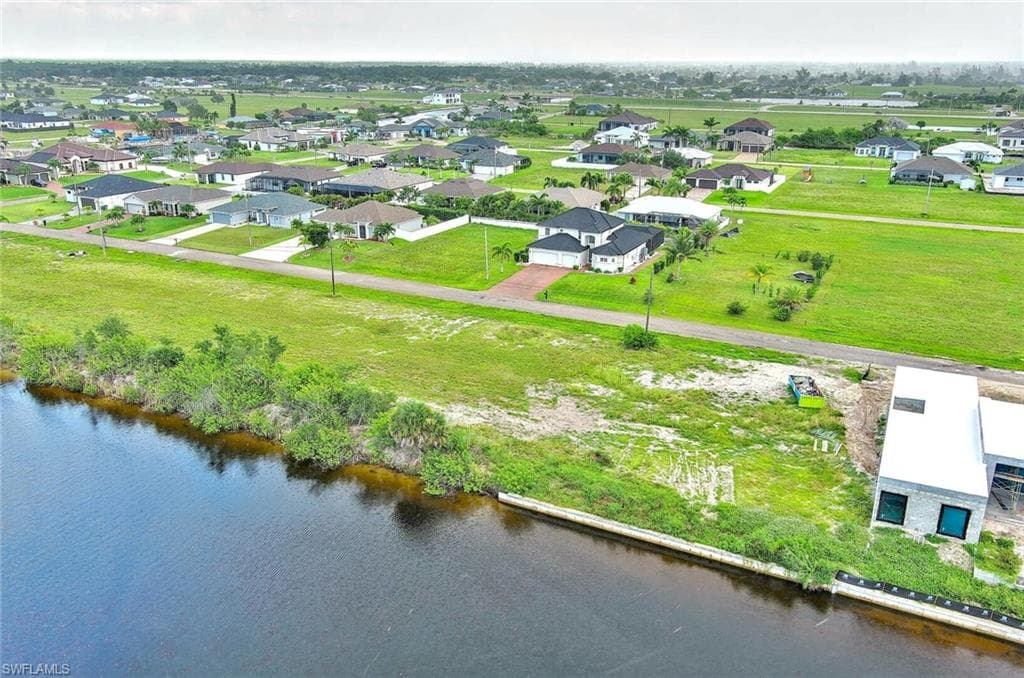 1025 NW 35th PL, CAPE CORAL FL 33993-33