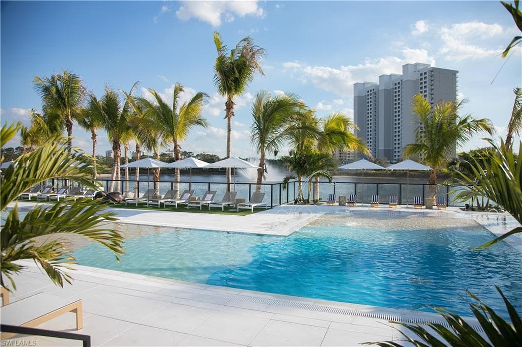 13915 Old Coast RD 1503-4