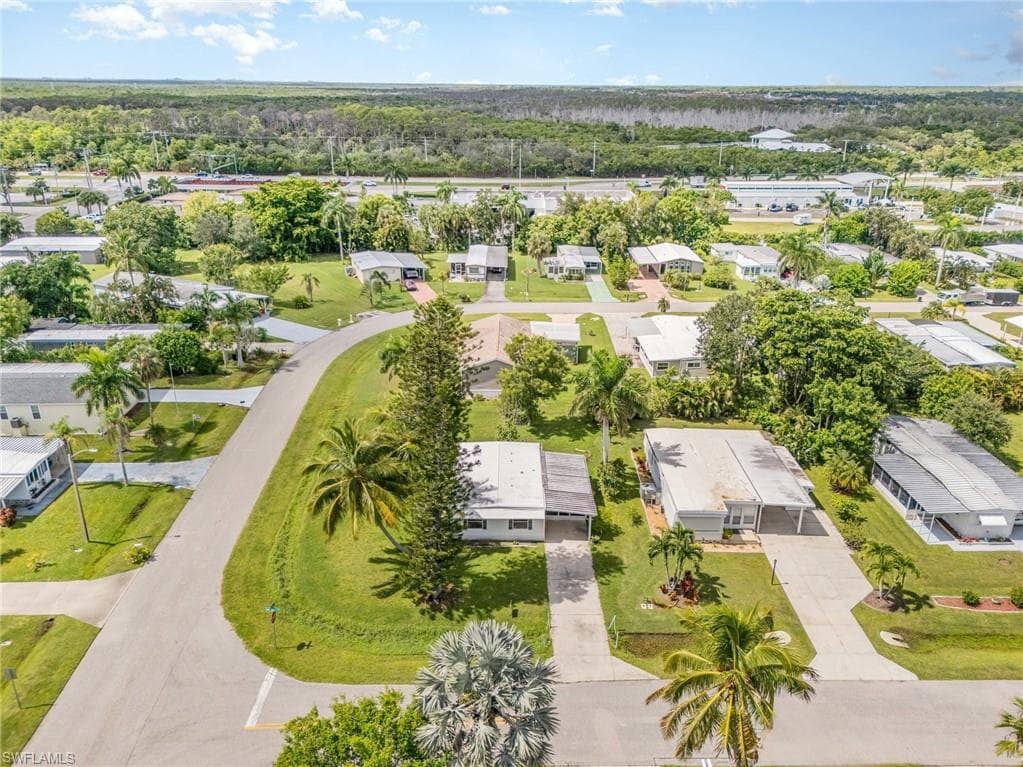 91 Twin Palms DR, NAPLES FL 34114-26