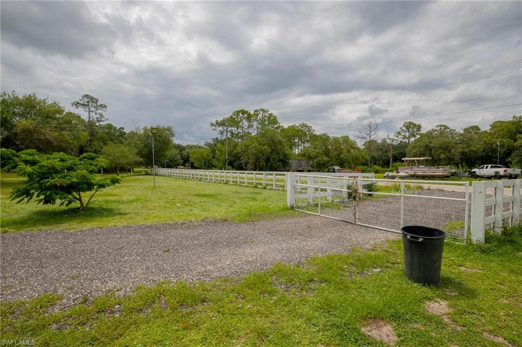 1856 Tampa AVE, CLEWISTON FL 33440-1