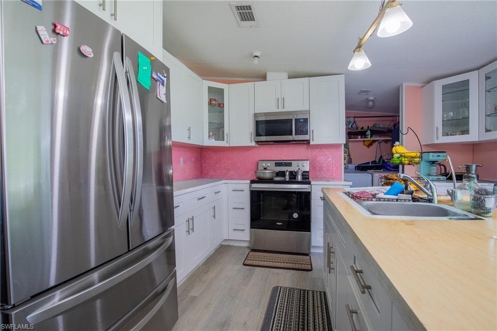 1856 Tampa AVE, CLEWISTON FL 33440-3