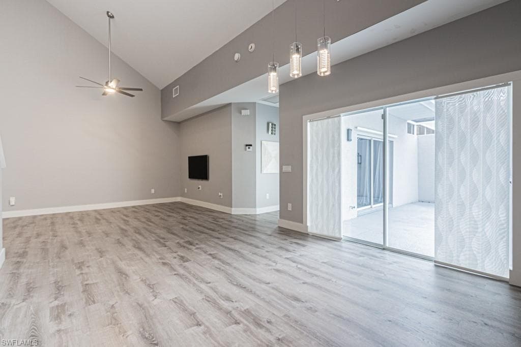 4544 Court WAY # 18D, NAPLES FL 34109-17