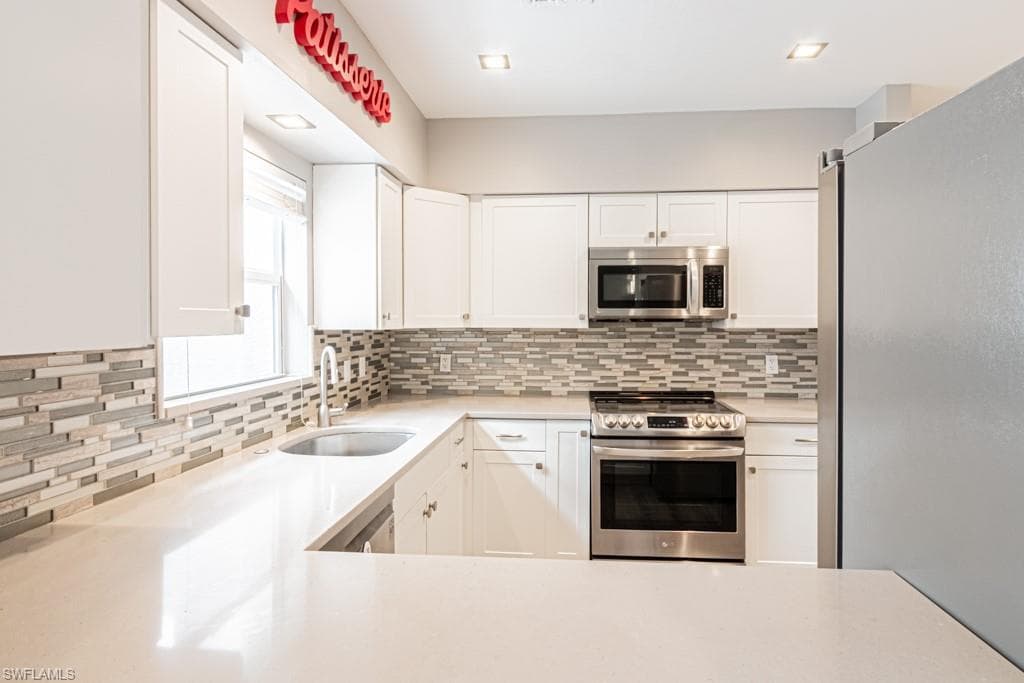 4544 Court WAY # 18D, NAPLES FL 34109-7