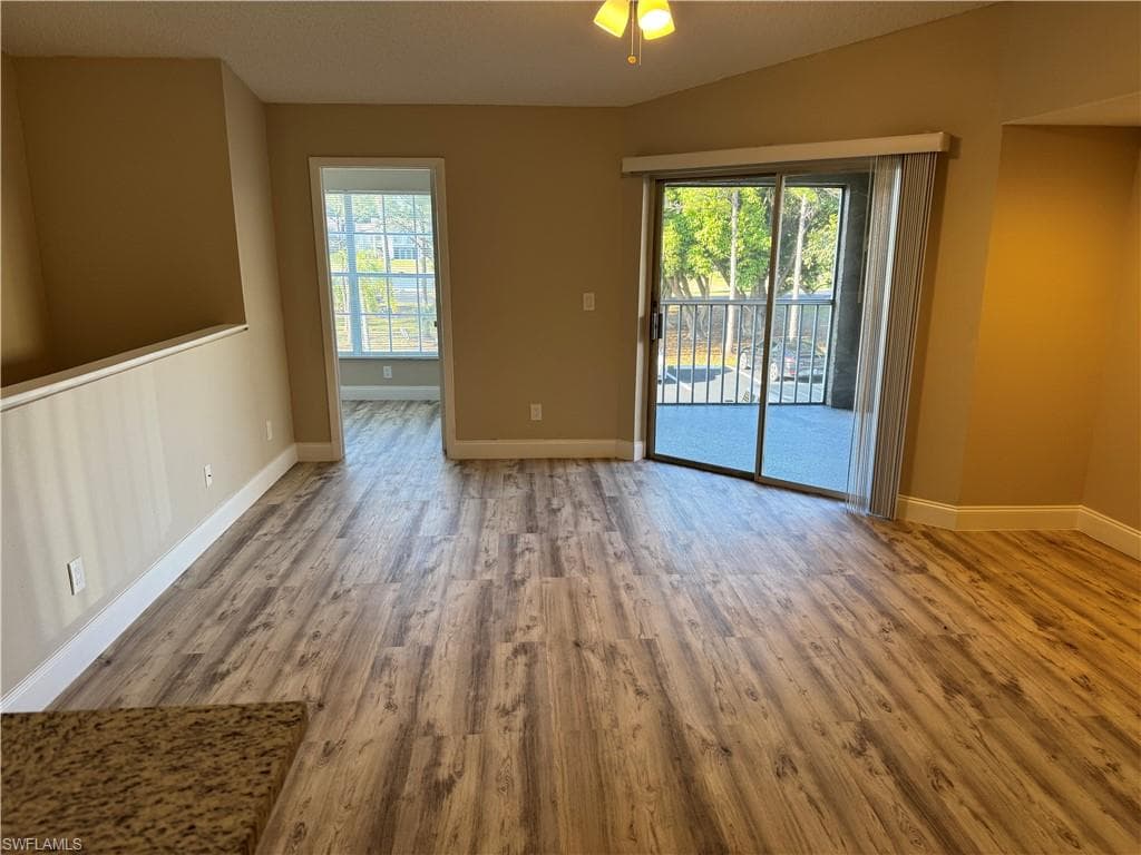 201 Santa Clara DR # 07, NAPLES FL 34104-2