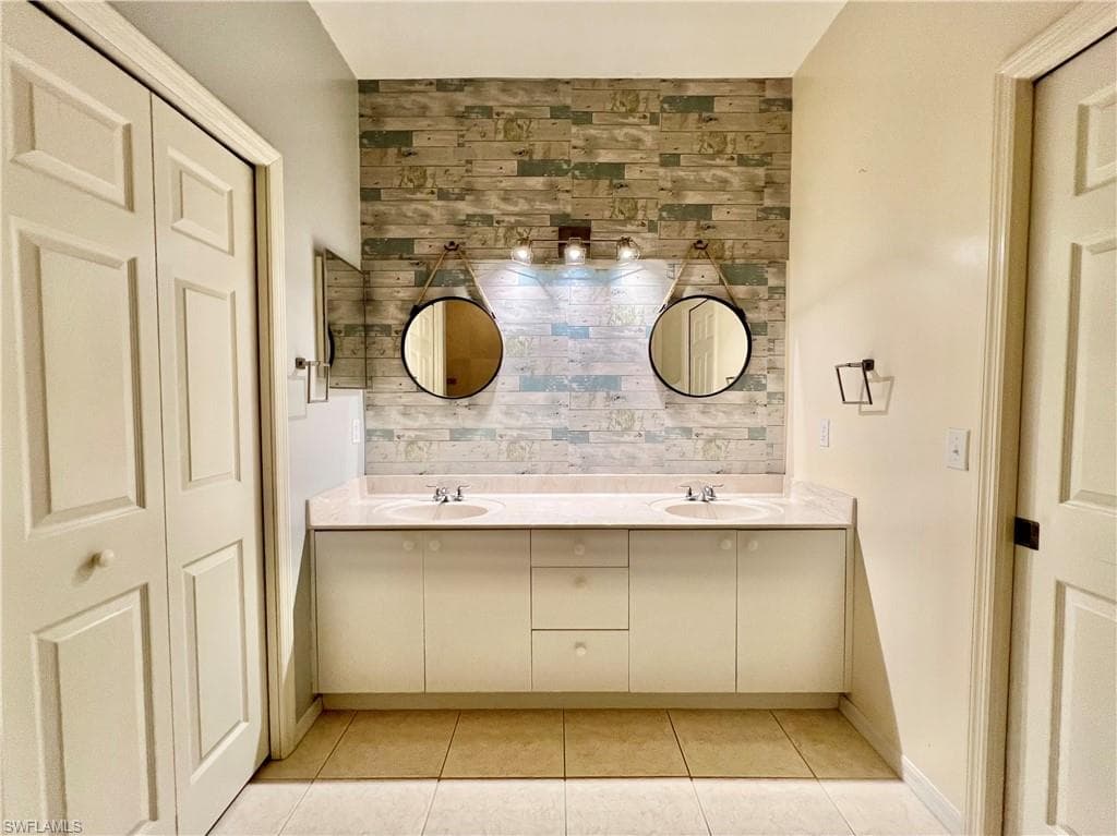 443 Crossfield CIR # 74, NAPLES FL 34104-27