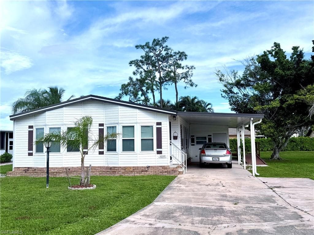 10341 Wales LOOP, BONITA SPRINGS FL 34135-1