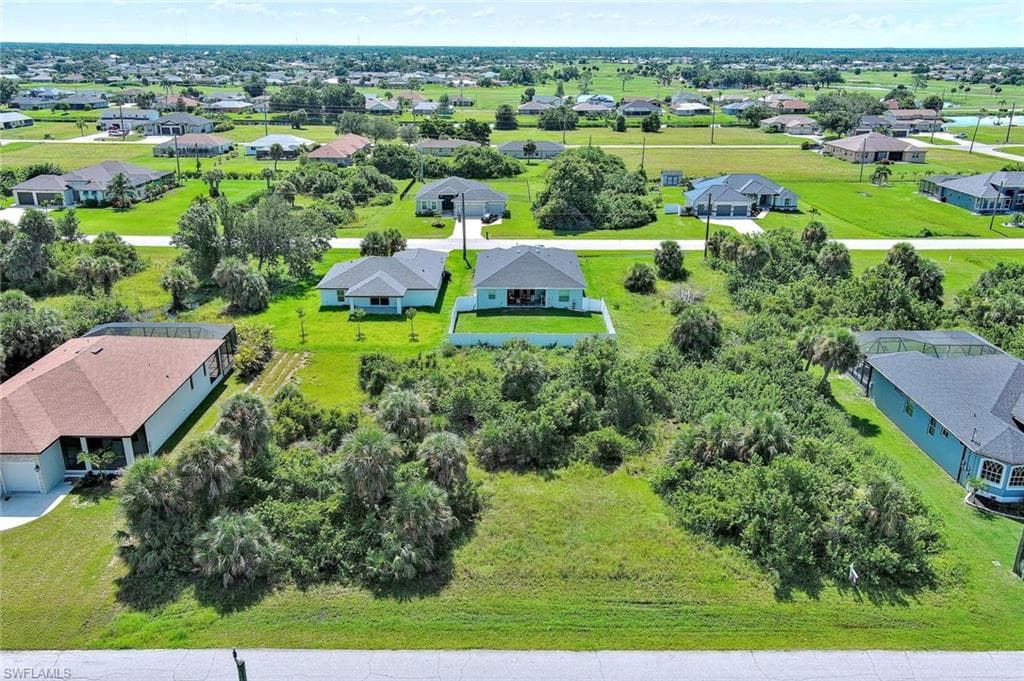 148 Spring DR, ROTONDA WEST FL 33947-10