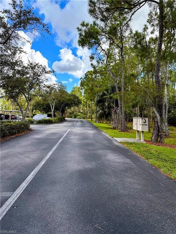5708 Deauville CIR # J101, NAPLES FL 34112-41