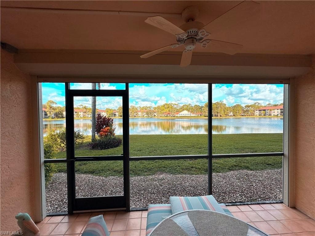 5708 Deauville CIR # J101, NAPLES FL 34112-15
