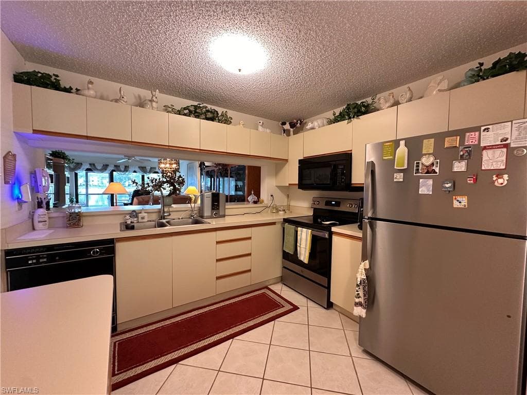 5708 Deauville CIR # J101, NAPLES FL 34112-31