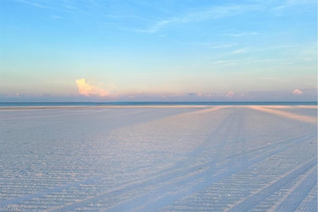 1294 Rialto WAY # 202, NAPLES FL 34114-35