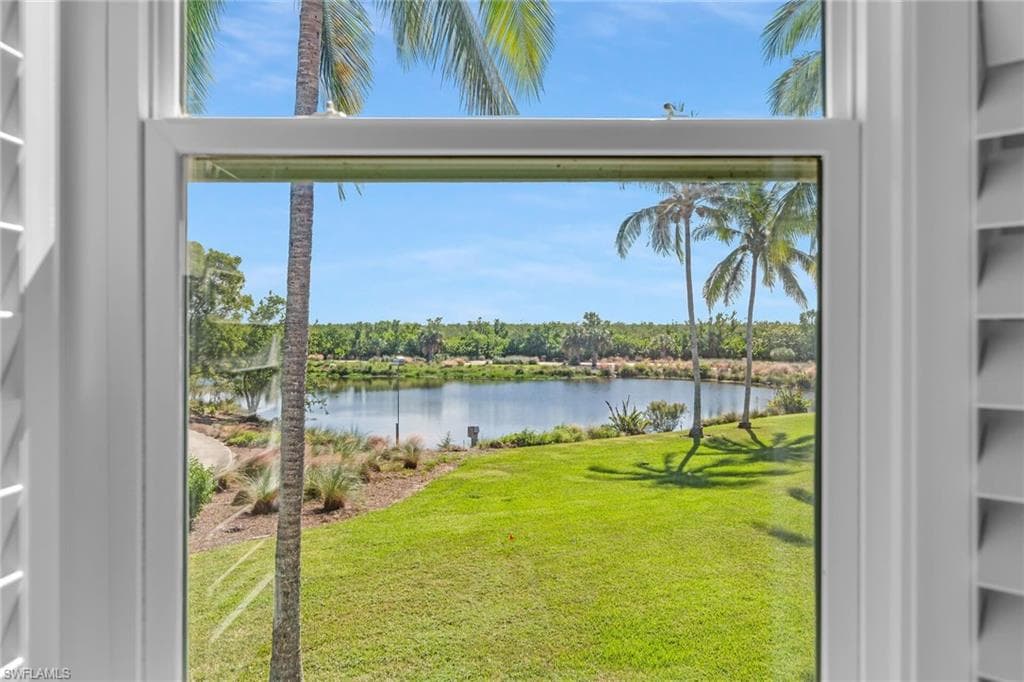 1294 Rialto WAY # 202, NAPLES FL 34114-31