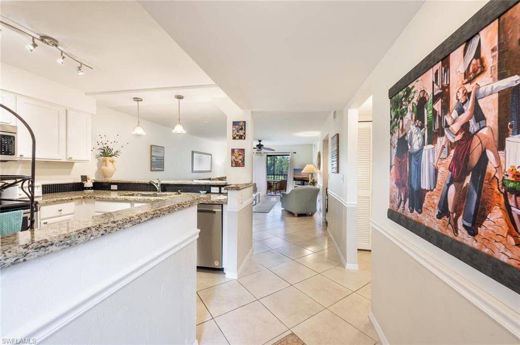 7340 Province WAY # 3210, NAPLES FL 34104-3