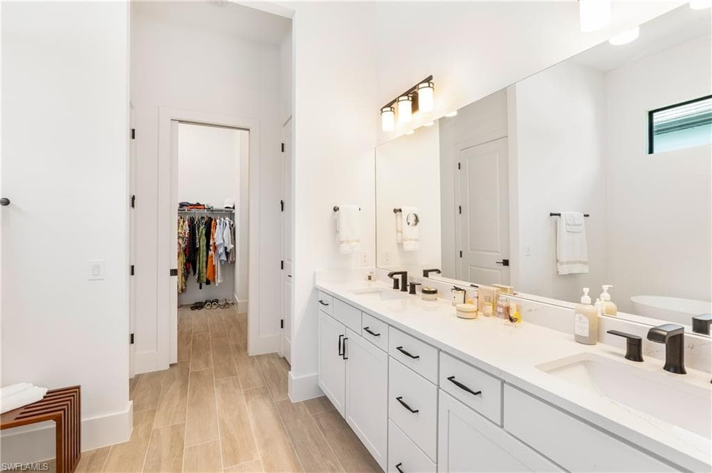 9584 Caymas TER, NAPLES FL 34114-15