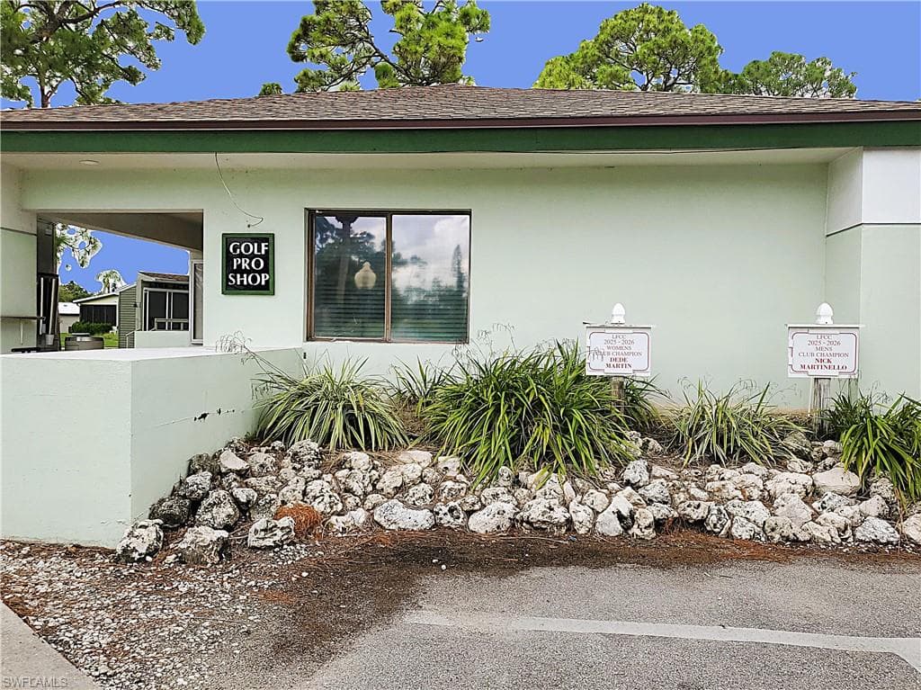 19400 Pony LN, NORTH FORT MYERS FL 33903-45