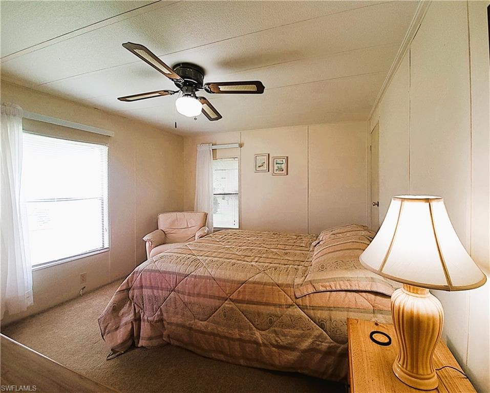 19400 Pony LN, NORTH FORT MYERS FL 33903-16